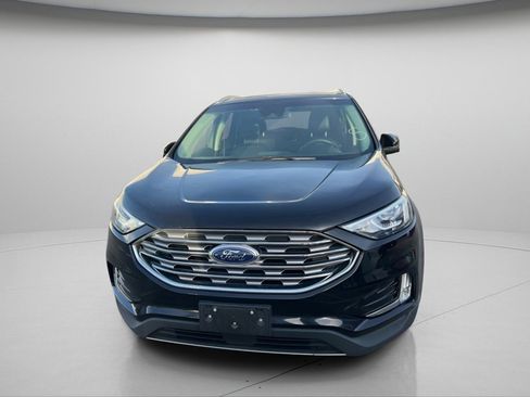 Used 2020 Ford Edge SEL image 16