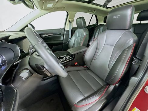 Used 2023 Buick Envision Essence w/ Sport Touring Package image 10