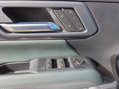 New 2026 GMC Terrain AT4 w/ Convenience Package III image 10