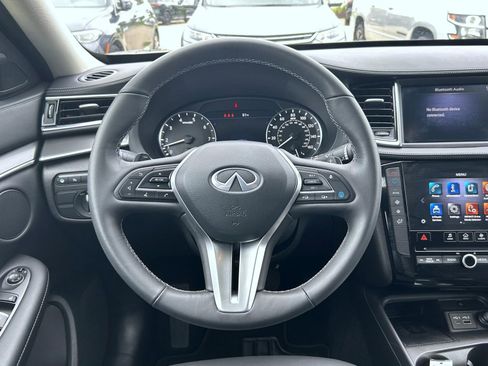 Certified 2025 INFINITI QX50 Pure image 12
