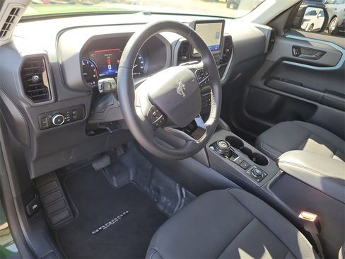Used 2024 Ford Bronco Sport Badlands image 15
