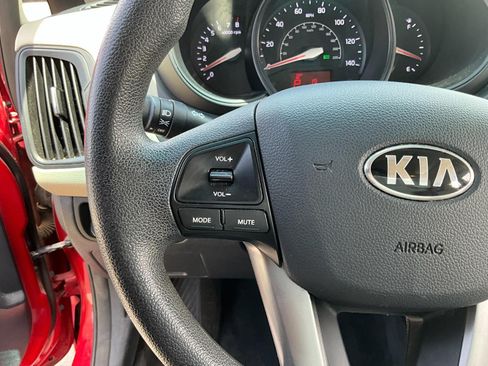 Used 2013 Kia Rio LX w/ PWR Pkg FWD image 11