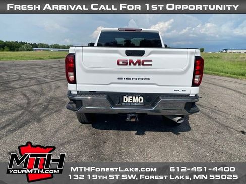 Used 2024 GMC Sierra 2500 SLE w/ SLE Value Package AWD/4WD image 6