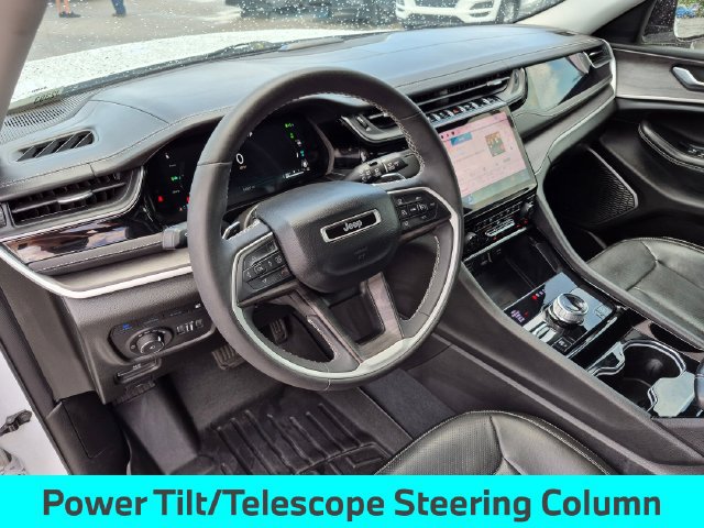 Used 2022 Jeep Grand Cherokee Limited 4xe w/ Luxury Tech Group II AWD/4WD image 32