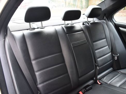 Used 2009 Mercedes-Benz C 63 AMG Sedan image 25