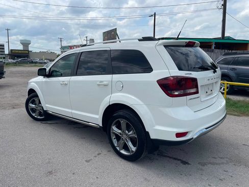 Used 2016 Dodge Journey Crossroad w/ Mopar All Weather Group FWD image 5