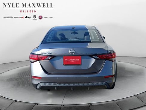 Used 2025 Nissan Sentra SV FWD image 15