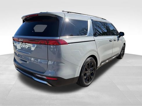 Certified 2024 Kia Carnival SX Prestige image 6