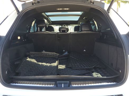 Used 2022 Mercedes-Benz GLE 350 4MATIC image 9