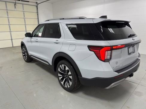 New 2026 Ford Explorer Platinum w/ LUX Leather Package image 4