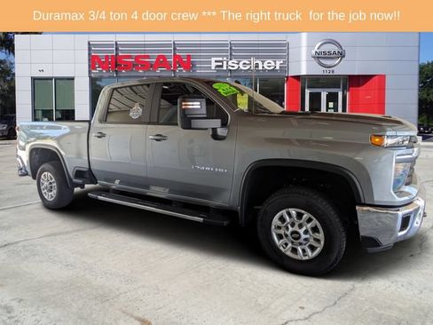Used 2025 Chevrolet Silverado 2500 LT w/ Convenience Package AWD/4WD image 1