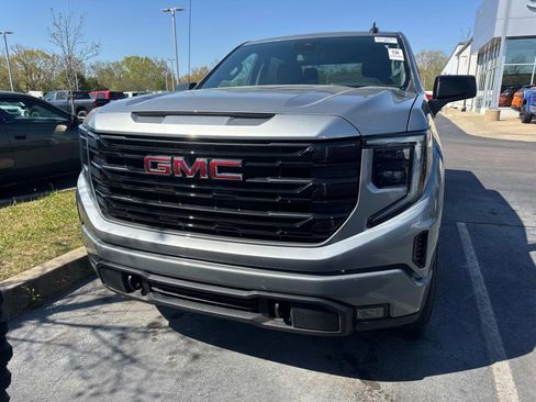 Used 2024 GMC Sierra 1500 Elevation image 9