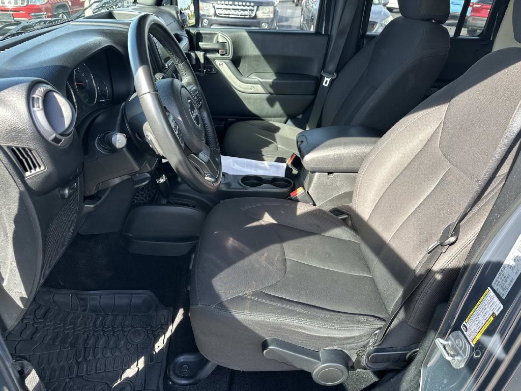 Used 2017 Jeep Wrangler Unlimited Sport AWD/4WD image 18