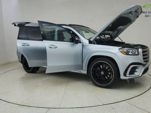 Used 2025 Mercedes-Benz GLS 450 4MATIC image 76