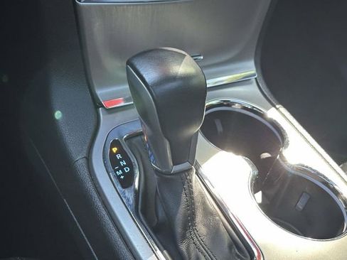 Used 2022 Jeep Grand Cherokee Laredo X AWD/4WD image 15