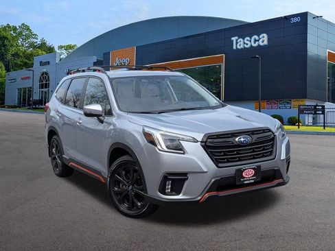 Used 2023 Subaru Forester Sport image 1