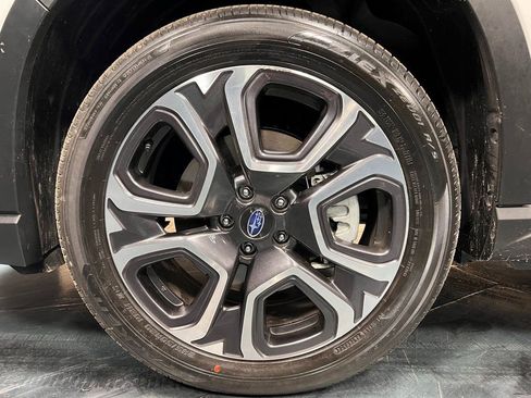 Used 2024 Subaru Ascent Limited w/ Technology Package image 27