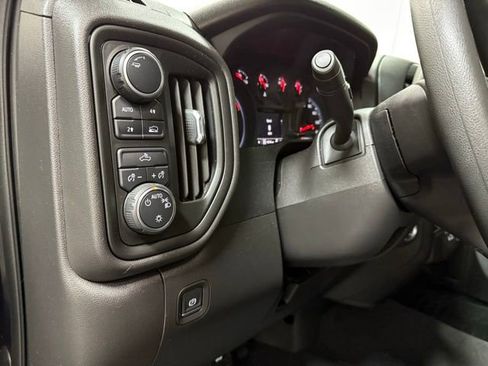 Used 2022 Chevrolet Silverado 1500 Custom image 20