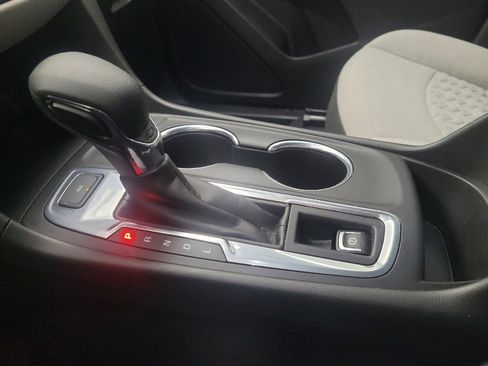 Used 2023 Chevrolet Equinox LT w/ Driver Convenience Package image 26