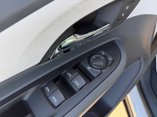 Used 2019 Chevrolet Bolt LT FWD image 9
