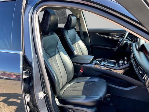 Used 2023 Lincoln Nautilus Reserve w/ Equipment Group 201A AWD/4WD image 7