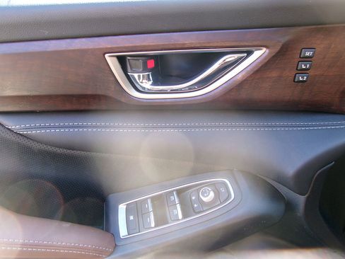 Used 2025 Subaru Ascent Touring w/ Popular Package #1 image 16