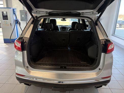 Used 2020 Chevrolet Equinox Premier image 5