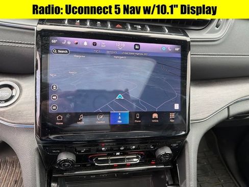 Used 2023 Jeep Grand Cherokee L Overland w/ Luxury Tech Group IV AWD/4WD image 14