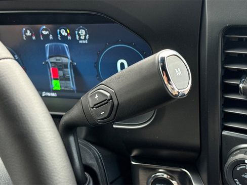 New 2026 Ford F350 Lariat w/ Lariat Premium Package image 15