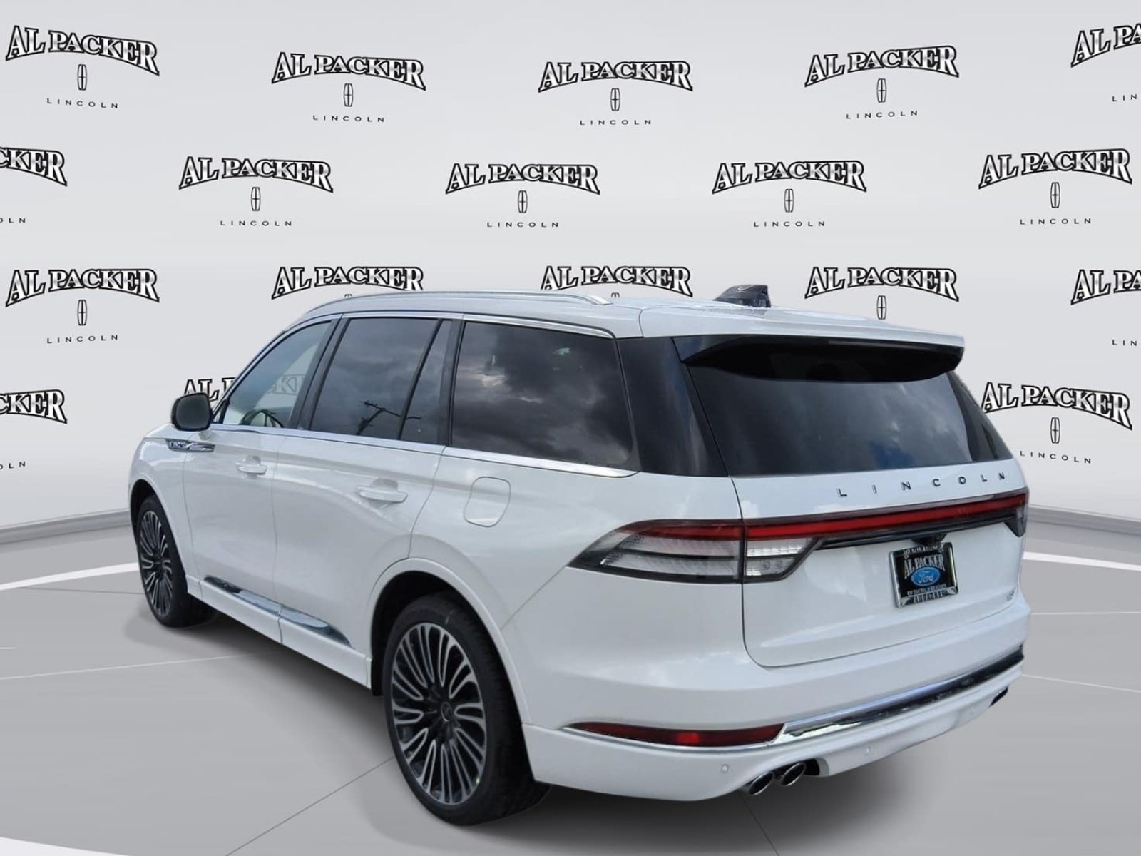 New 2027 Lincoln Aviator Black Label w/ Dynamic Handling Package AWD/4WD image 3