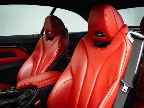 Used 2018 BMW M4 image 24