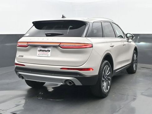 Used 2024 Lincoln Corsair Reserve FWD image 19