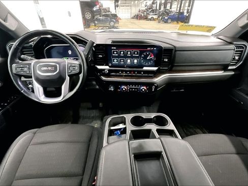 Used 2024 GMC Sierra 1500 Elevation image 21