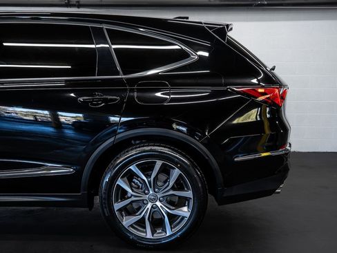Certified 2023 Acura MDX FWD w/ Technology Package image 13