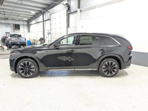 Certified 2025 MAZDA CX-90 Plug-In Hybrid w/ Premium Plus image 6