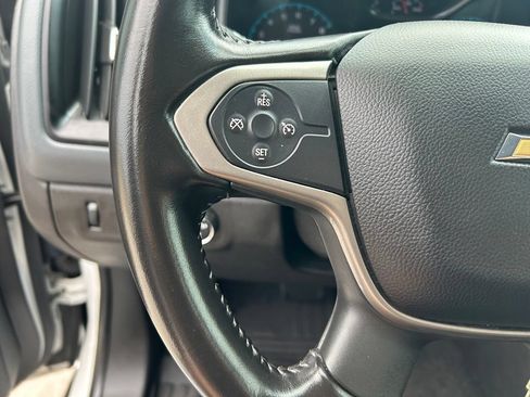 Used 2018 Chevrolet Colorado Z71 AWD/4WD image 14