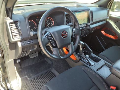 Used 2024 Nissan Frontier PRO-4X w/ Off-Road Protection Package image 9