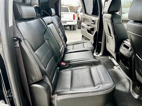 Used 2015 GMC Sierra 2500 Denali w/ Duramax Plus Package image 6