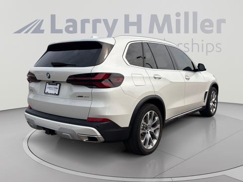 Used 2024 BMW X5 xDrive40i w/ Premium Package AWD/4WD image 6