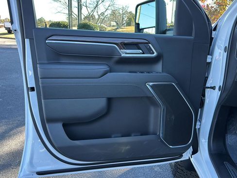 New 2026 Chevrolet Silverado 2500 LT w/ Trail Boss Package image 14