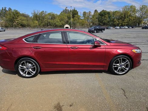 Used 2016 Ford Fusion Titanium image 4