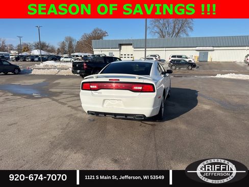 Used 2013 Dodge Charger SXT image 10