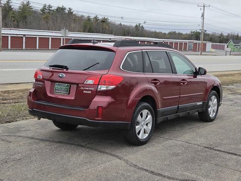 Used 2012 Subaru Outback 2.5i Limited image 4