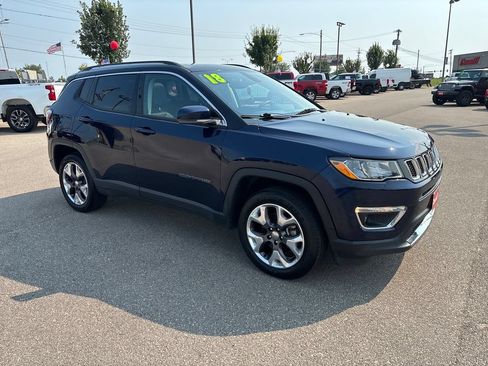 Used 2018 Jeep Compass Limited w/ Navigation Group AWD/4WD image 18