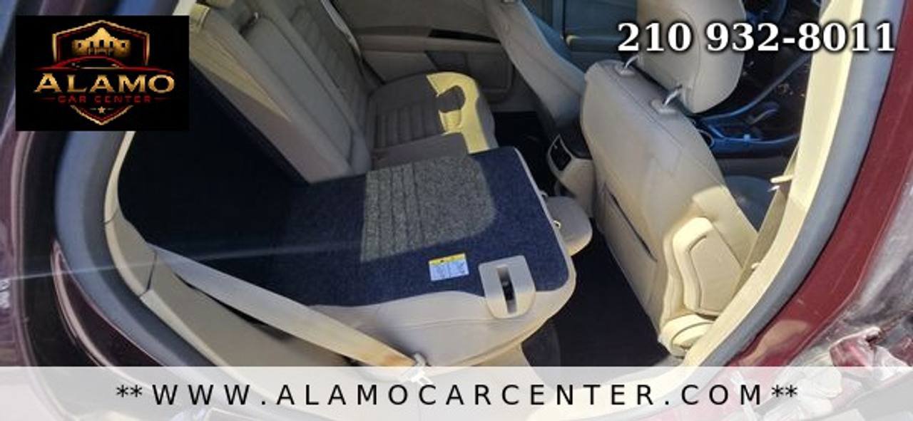 Used 2013 Ford Fusion SE FWD image 22