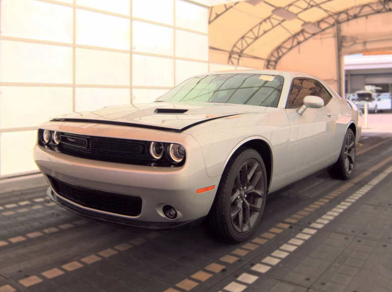 Used 2023 Dodge Challenger SXT w/ Blacktop Package RWD image 3