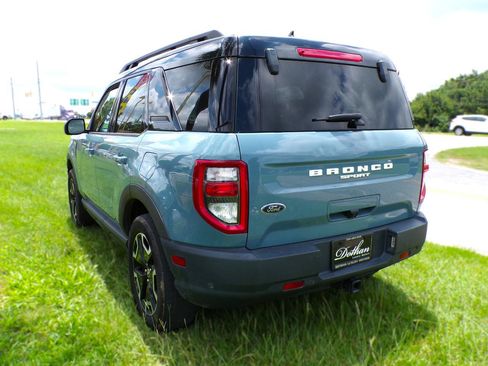 Used 2022 Ford Bronco Sport Outer Banks w/ Tech Package AWD/4WD image 5