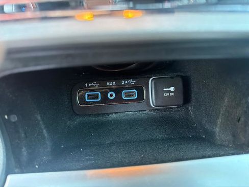 Used 2018 Jeep Grand Cherokee Altitude image 21