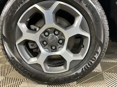 Used 2022 Jeep Compass Trailhawk w/ Sun and Sound Group AWD/4WD image 7