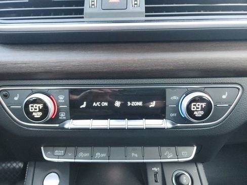 Used 2024 Audi Q5 2.0T Premium Plus AWD/4WD image 29